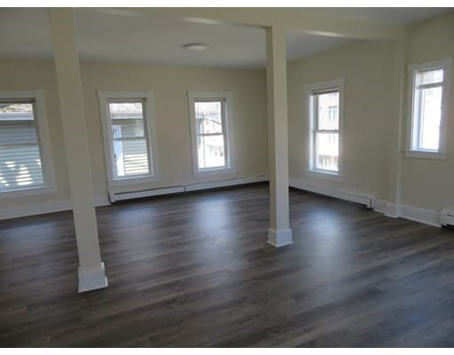 Building Photo - 88 Boylston St