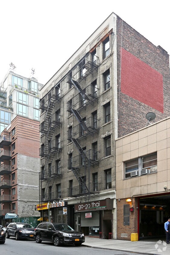 Primary Photo - 144-146 W 19th St