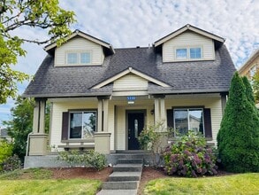Building Photo - 5330 Larrabee Way