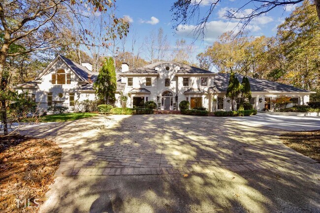 Foto del edificio - 2580 W Wesley Rd NW