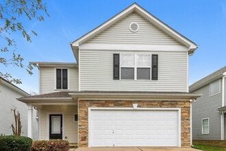 Building Photo - 27 Oakbrook Dr