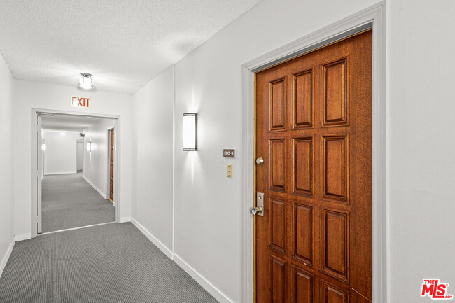 Building Photo - 1122 Peck Dr