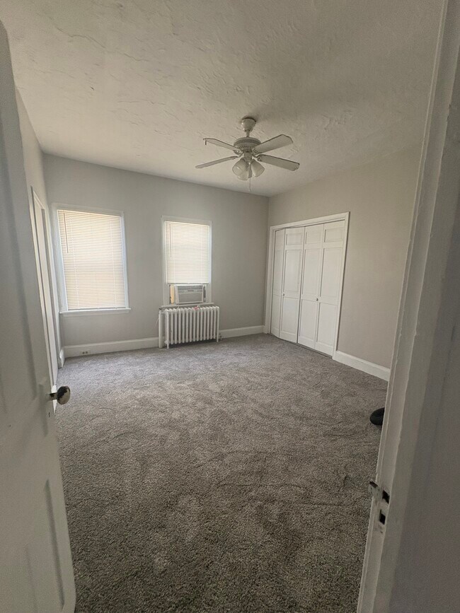 Dormitorio 1 - 221 High St