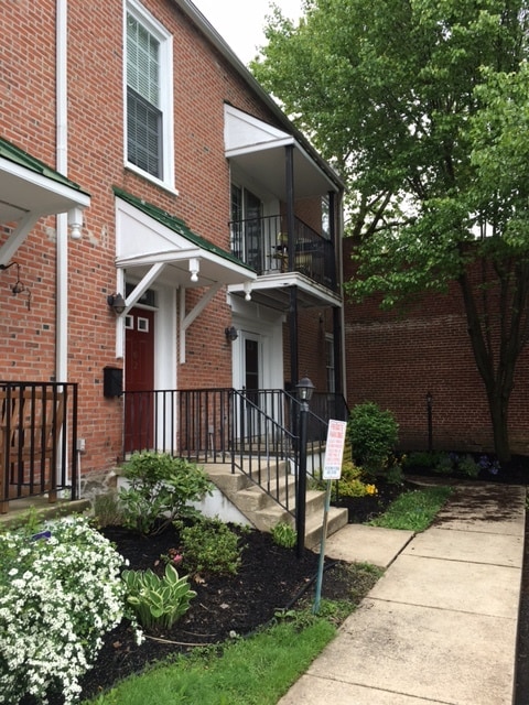 Building Photo - 502 Keystone Aly