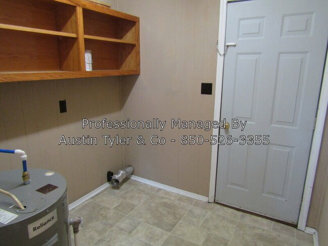 Building Photo - 6795 US-90