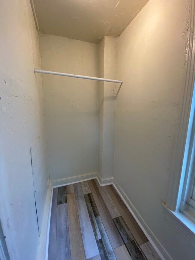 Foto del edificio - 229 Franklin Way