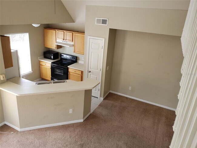 Foto del edificio - 9069 Lee Vista Blvd