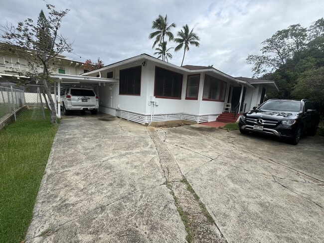 Building Photo - 3040 Lakimau St