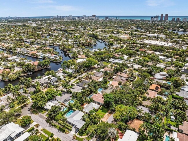 Foto del edificio - 1786 NE 21st St