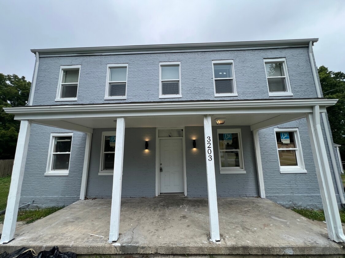 Photo - 3203 Tytus Ave - 4 Family