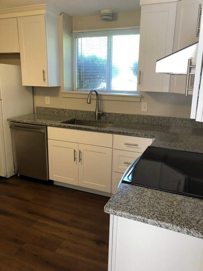 Foto del edificio - 1473 Stafford Rd