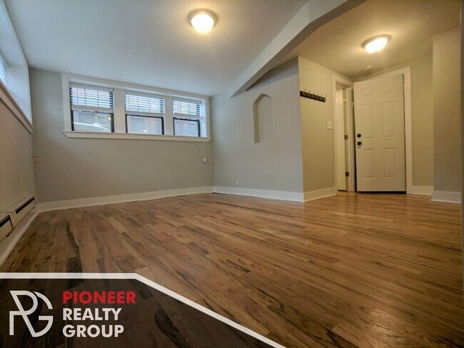 Foto del edificio - 4407 N Wolcott Ave