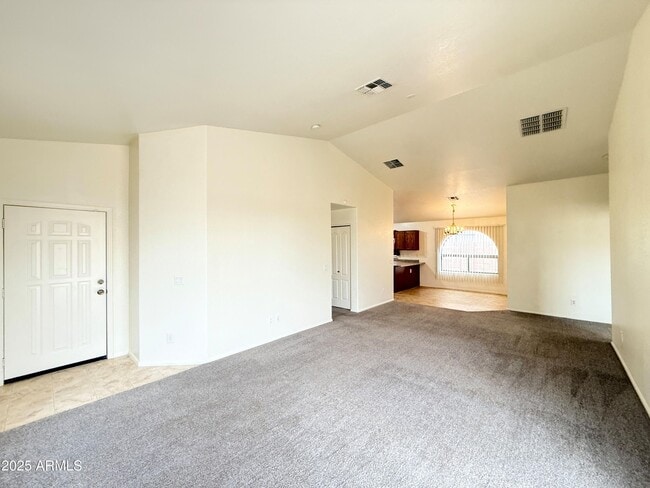 Building Photo - 4622 W Beverly Rd