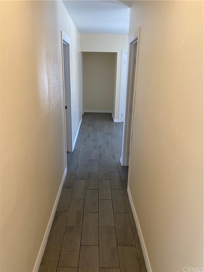 Foto del edificio - 1235 W Florence Ave