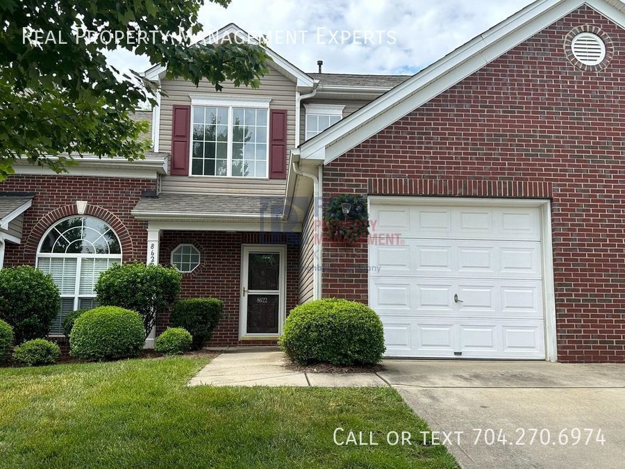 Primary Photo - Gorgeous 2BR/@2.5/BA Townhouse Mill Creek!