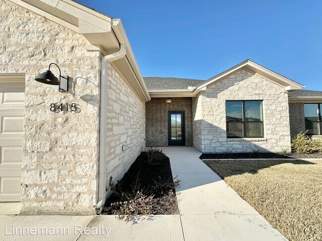 Building Photo - 4 br, 2 bath House - 8415 James Herring Way