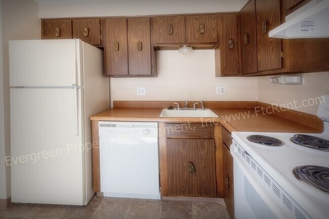 Foto del edificio - 1707-1721 E 16th St