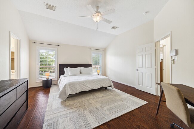 Building Photo - 14003 Stardust Ln
