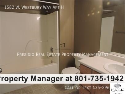 Foto del edificio - 1582 Westbury Way