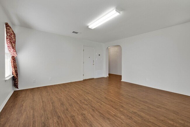 Building Photo - Beautiful Rental Home located in NE San An...
