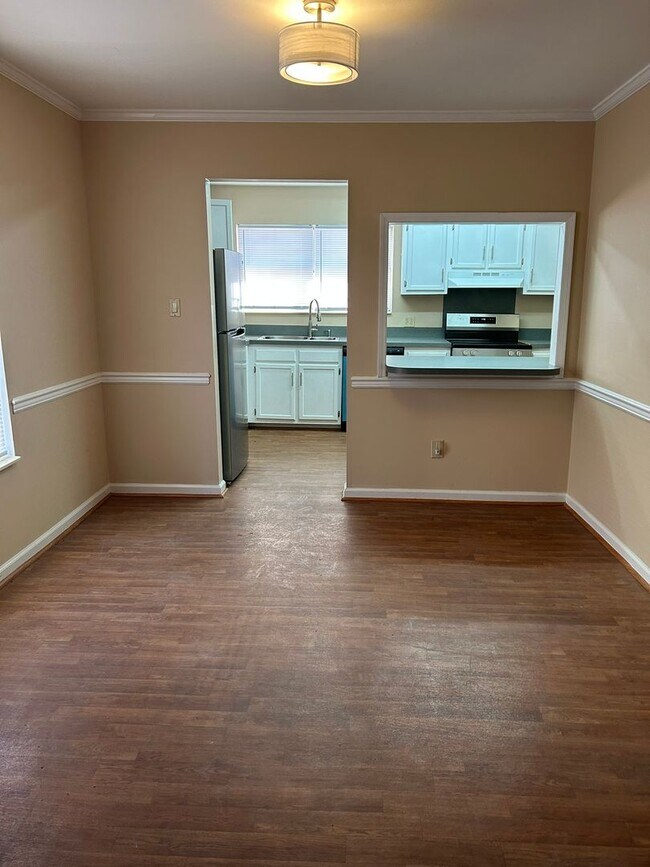 Foto del edificio - Town House- Rocky Mount