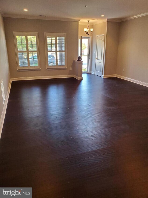 Foto principal - 910 Perry Landing Ct