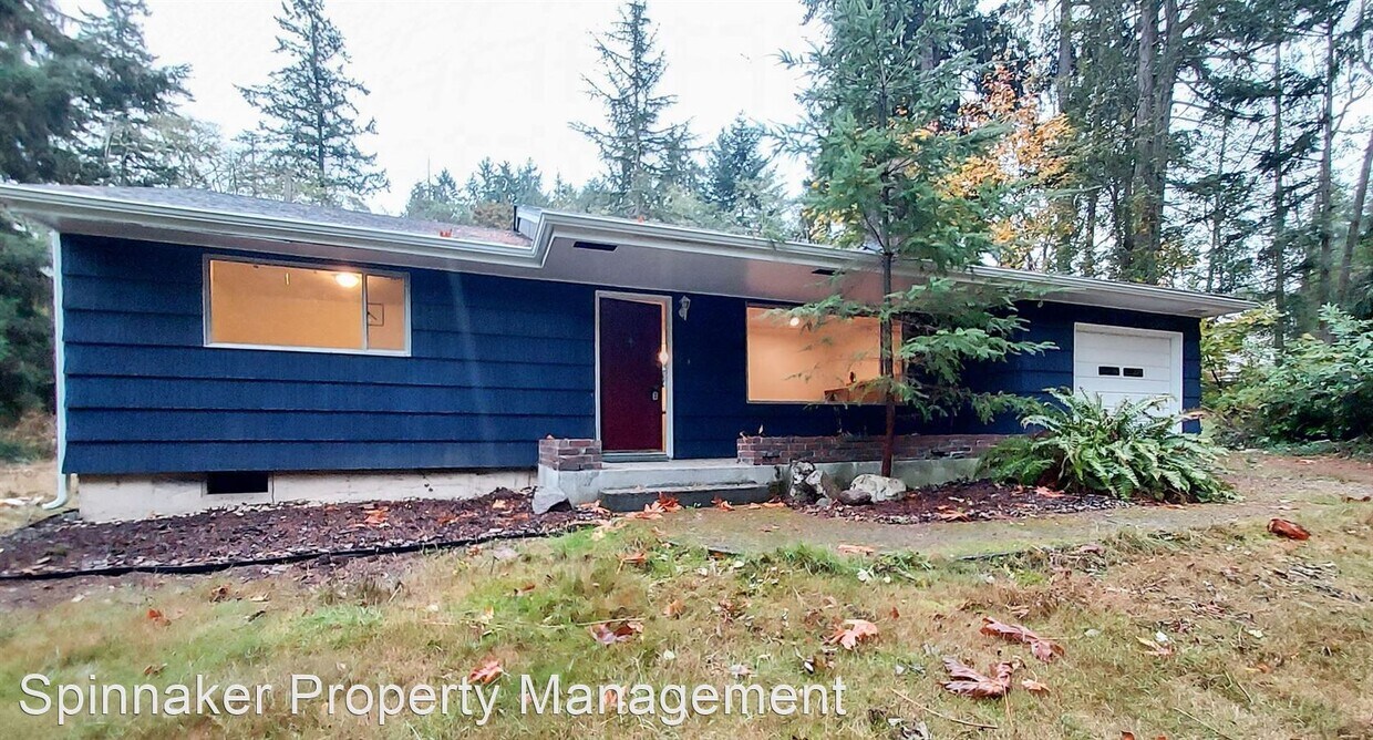 2 br, 1 bath House 1310 Union Ave House Rental in Steilacoom, WA