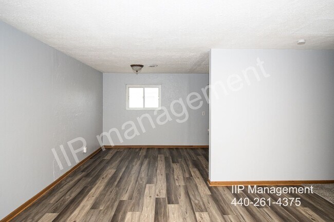 Building Photo - Cozy and Inviting 4 bedroom in Wellington ...