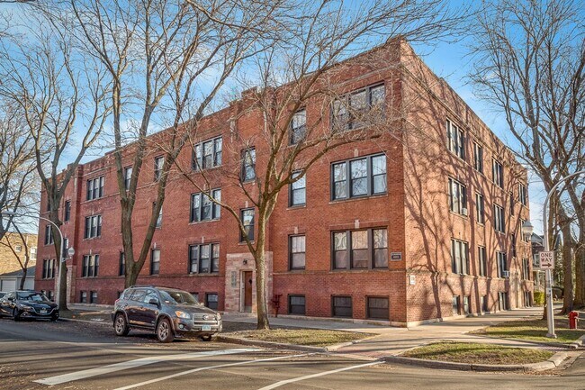 Foto del edificio - 4949 N Oakley Ave