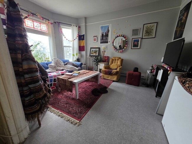 Building Photo - 509 Johnson St