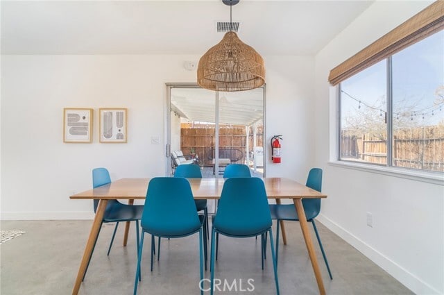 Building Photo - 61660 Valley View Dr