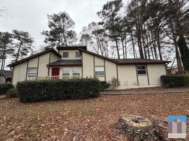 Building Photo - 804 Emerald Forest Cir