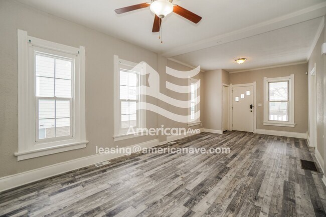 Foto del edificio - 1732 Pool St