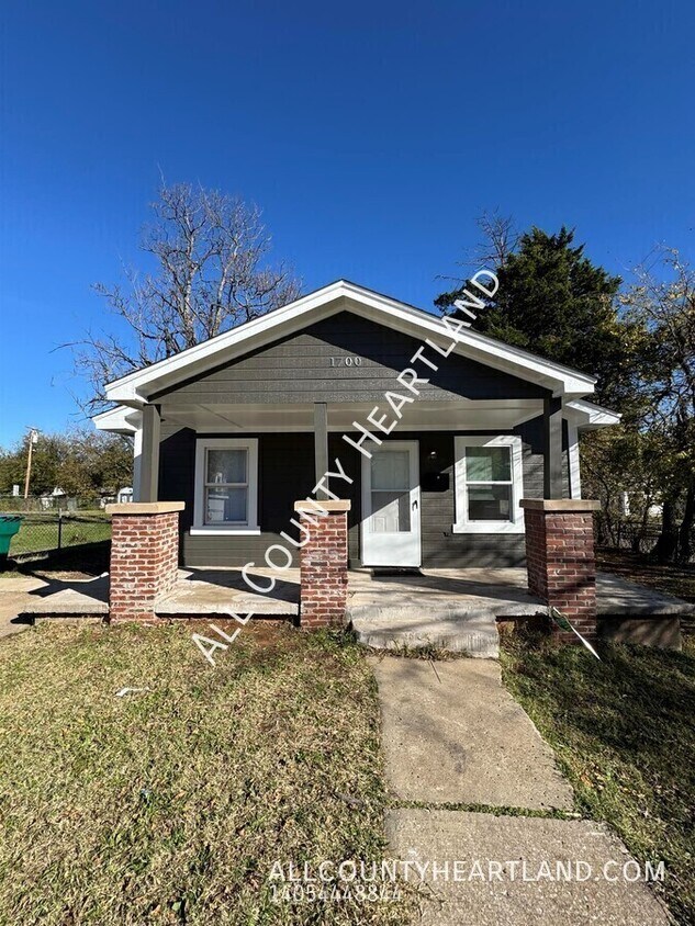 Photo - 1700 North Kelham Avenue-