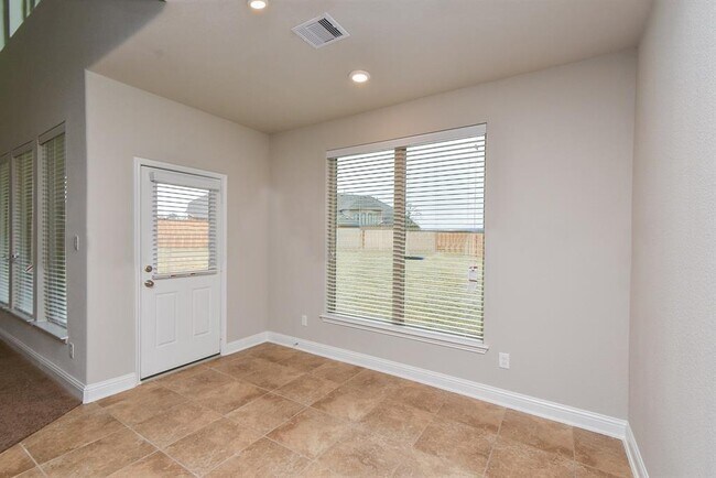 Foto del edificio - 7 Florentino Vine Pl