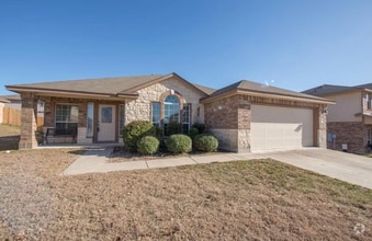 Building Photo - 2104 Vernice Dr