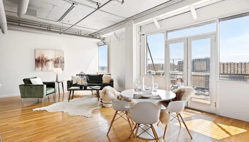 Foto principal - 3240 W 16th Ave