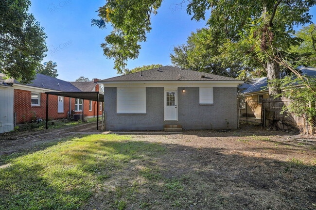 Building Photo - 4612 Capitol Ave