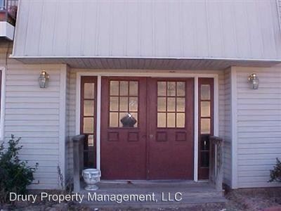 Primary Photo - 2 br, 1 bath House - 608 Compton #2