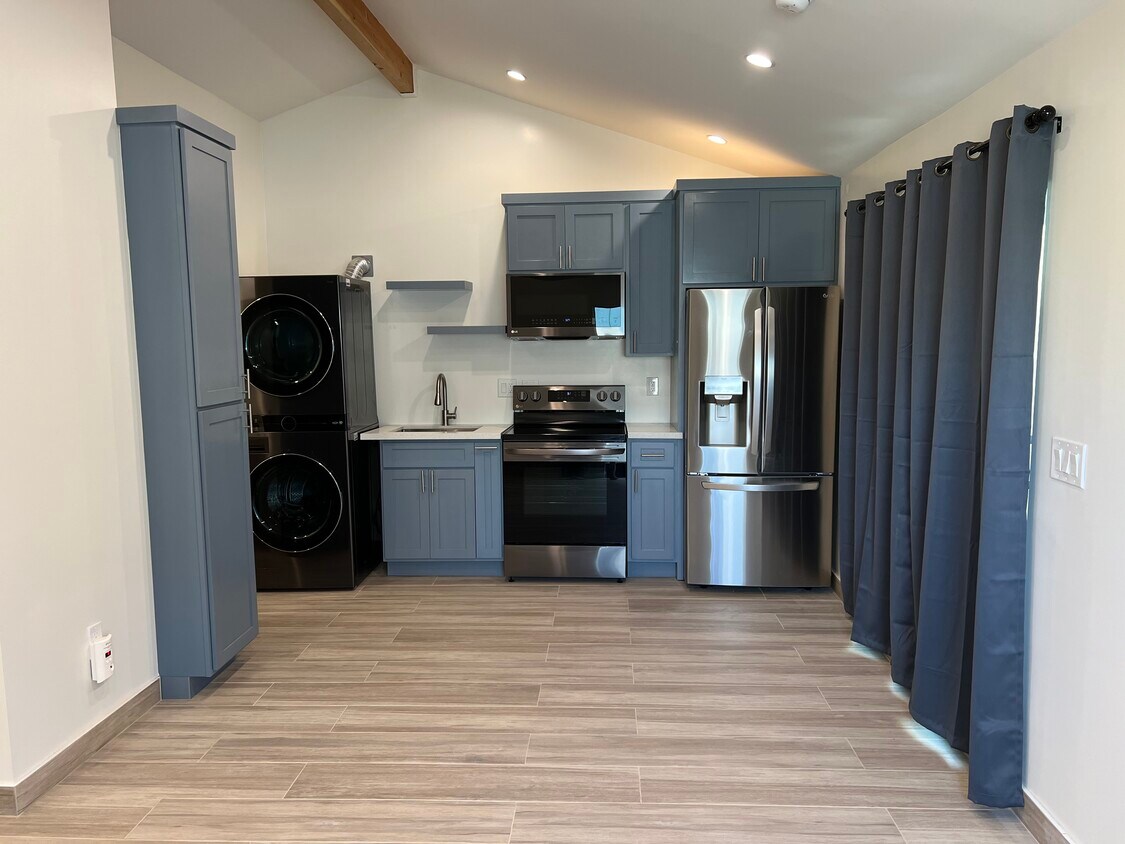 Foto principal - 2311 W 156th St