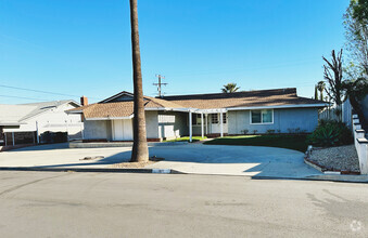 Building Photo - 1971 Cypress Point Dr