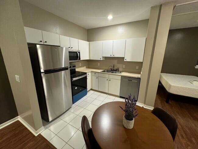 Foto del edificio - 833 Spring Park Loop