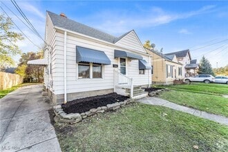 Building Photo - 12605 Hirst Ave