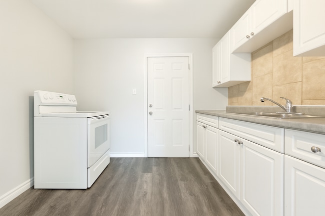 Photo du bâtiment - 18 Barnesdale Ave N