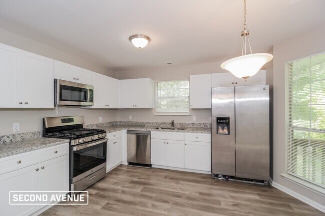 Building Photo - 5630 Hunters Forest Ln
