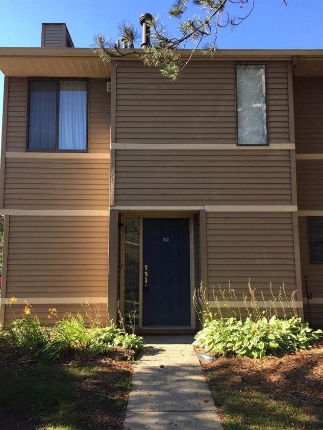 Foto principal - 175 Briarcrest Dr
