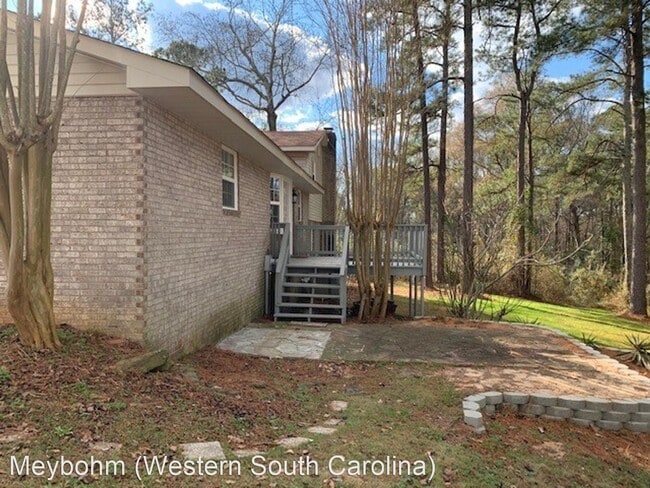 Building Photo - 4 br, 2.5 bath House - 2308 Maple Drive