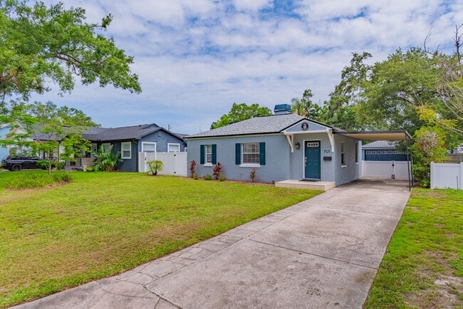 Building Photo - Charming Riverside Heights Rental – Update...