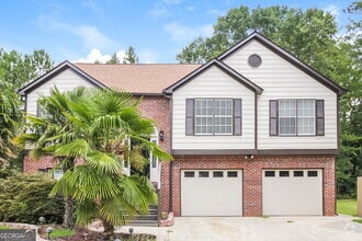 Building Photo - 2869 Overlake Run