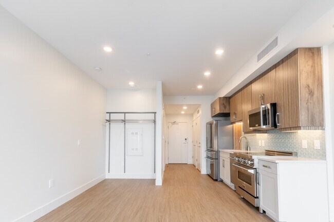 Foto del edificio - The Residences at East 801 Whiting Street